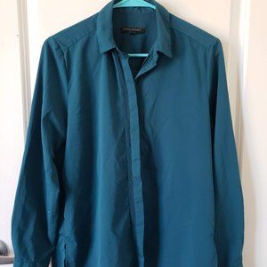 Banana Republic Woman Green long sleeve button up